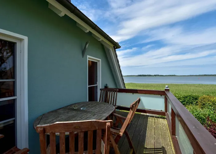 Apartment Boddenblick Im Og - Mit Blick Auf Den Breetzer Bodden Vieregge